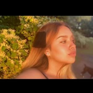 Meet your Posher, Kaitlyn